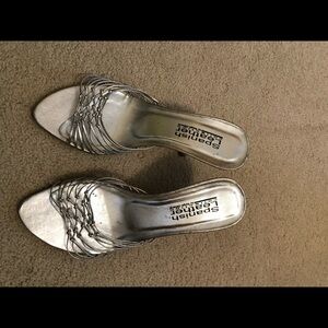 Size 7 Spanish leather collection by Sergio Zelcer